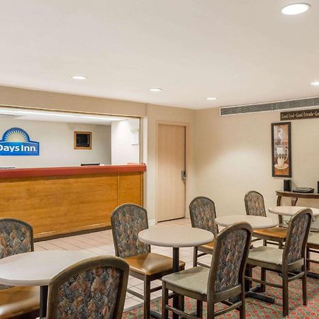 Days Inn By Wyndham West Des Moines - Clive Ngoại thất bức ảnh